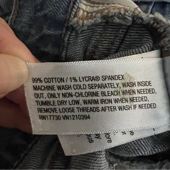 Universal Thread 90s Blue Jean Shorts High-Waisted Cut-Off Size 4R in EUC - Picture 8 of 9